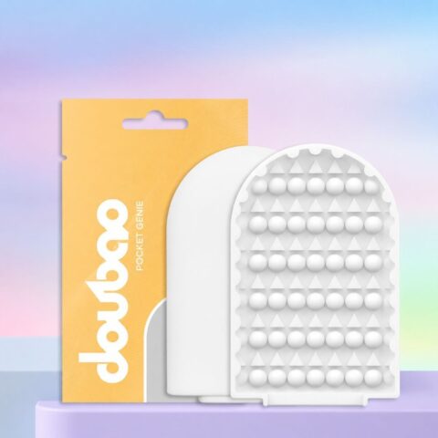 Міні-мастурбатор нереалістичний DOU BAO DOTS Pocket Genius з рельєфом крапок, білий, 52,5 × 81,5 × 11 мм